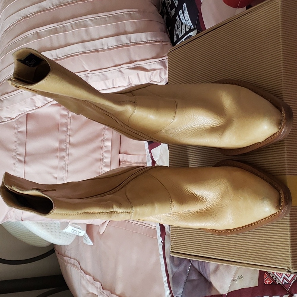 Baci womens ankle cowboy boots